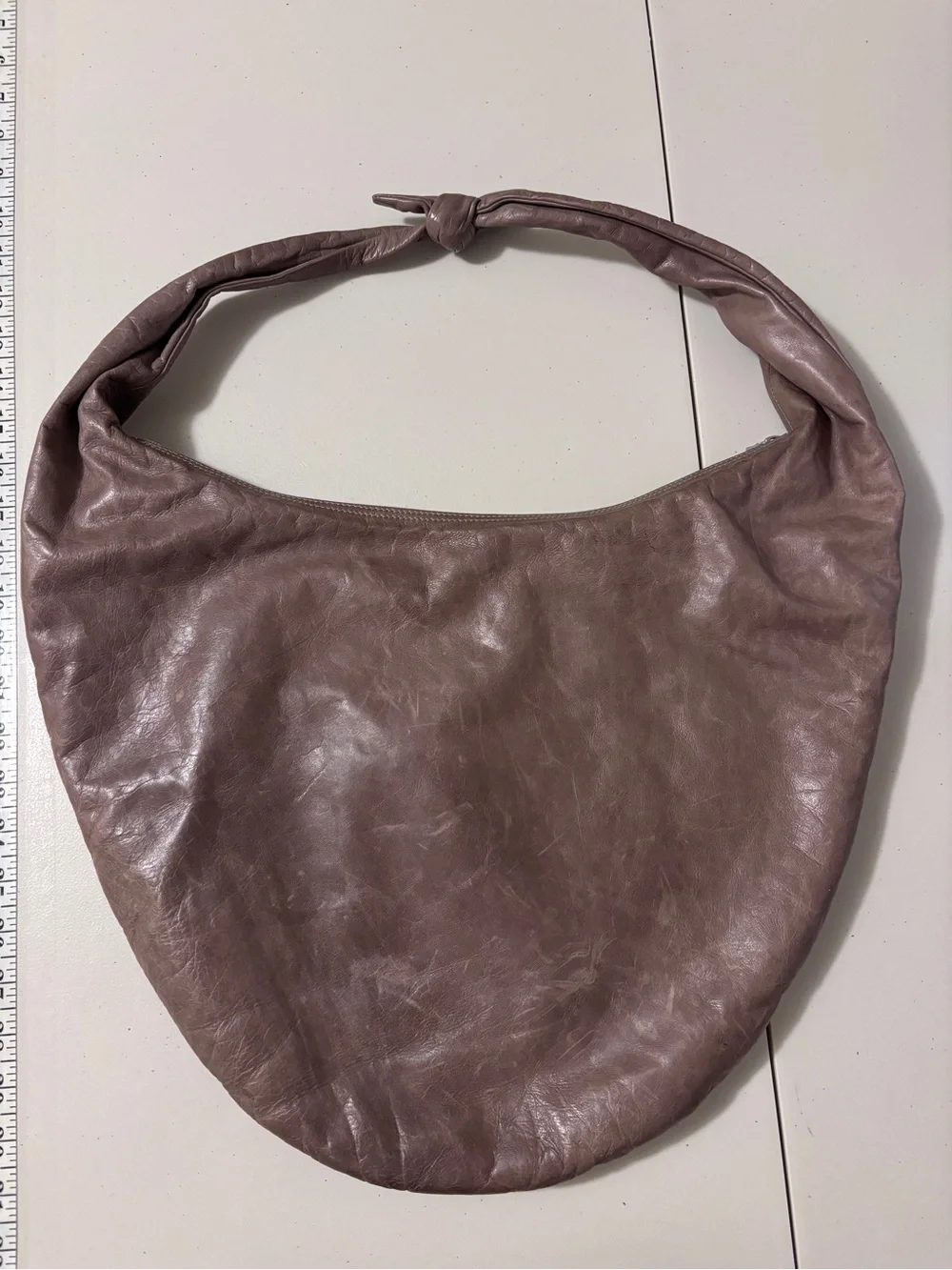M0851 Crescent Shoulder Bag Knot Strap Tan Brown Soft Leather Hobo Minimalist